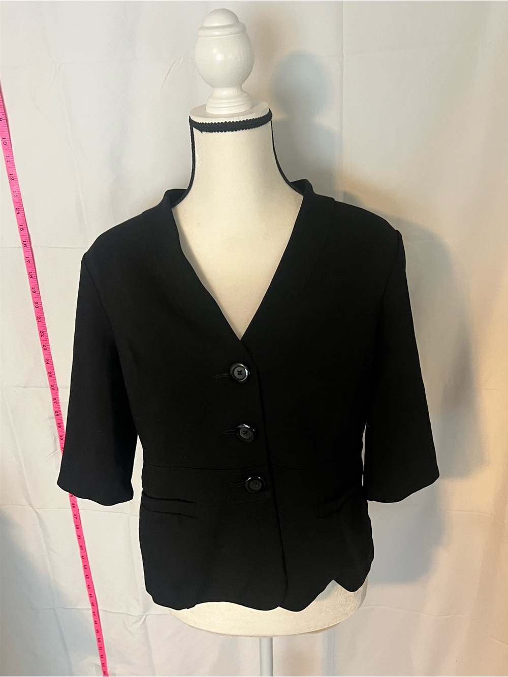 Semantiks Black Three-Button Tailored Blazer - Picture 3 of 9